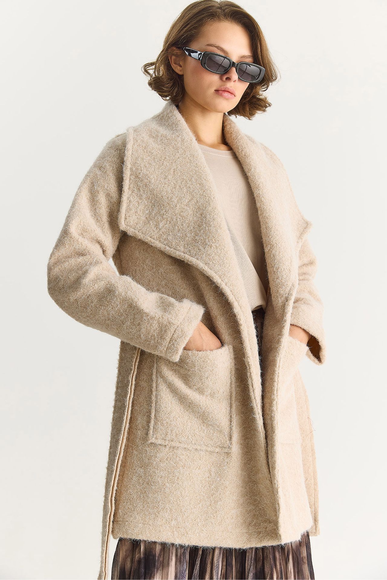 LUCCI Textured Midi Coat 4