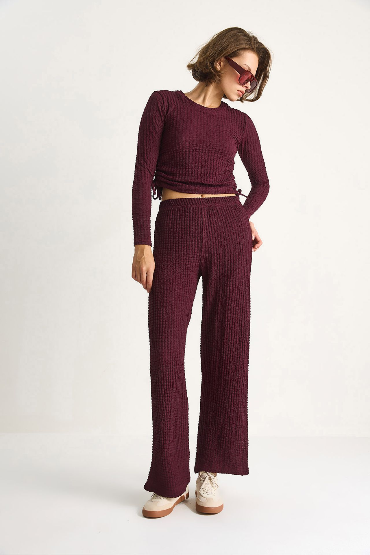 LUCCI Fitted Two-Piece Coord Set with Flared Pants 2