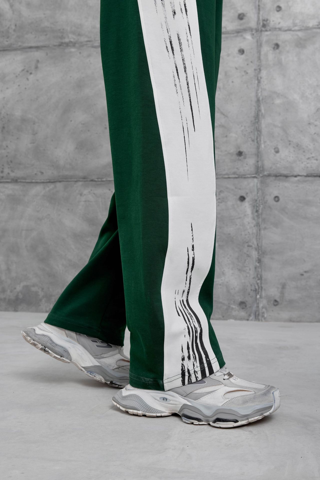 NOMARC Bol Geniş Paça Uzun Jogger Pantolon 4