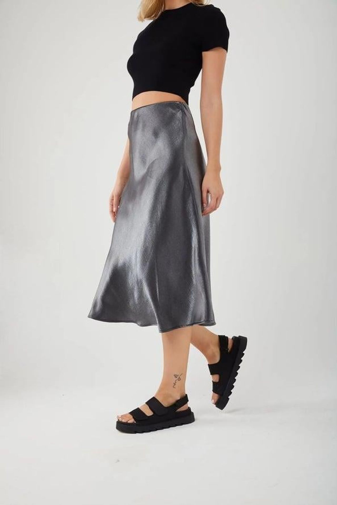 Mixray Satin Midi Skirt with Elastic Waist 3