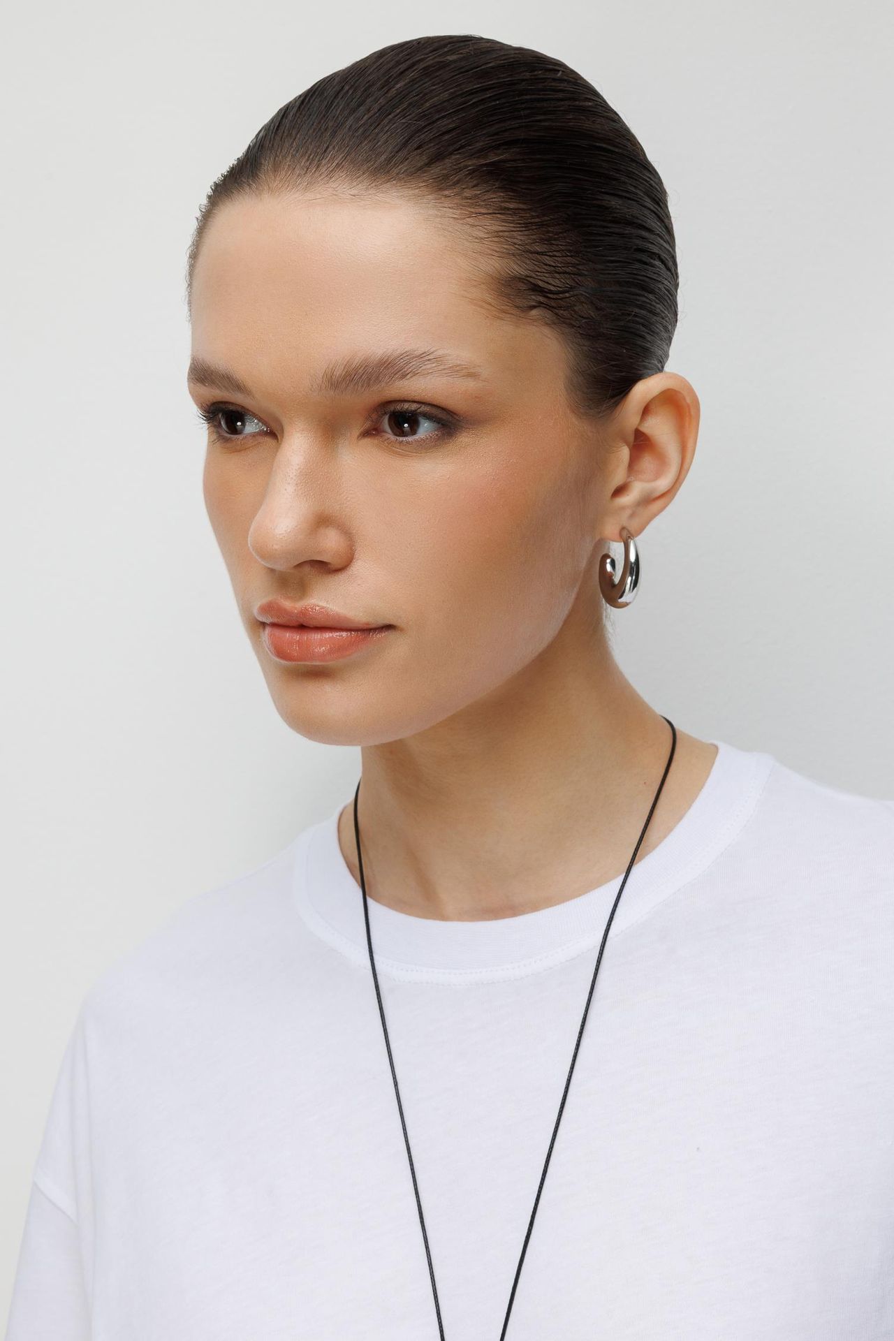 MIXRAY Oversized Crew Neck Plain T-Shirt with Slit 5