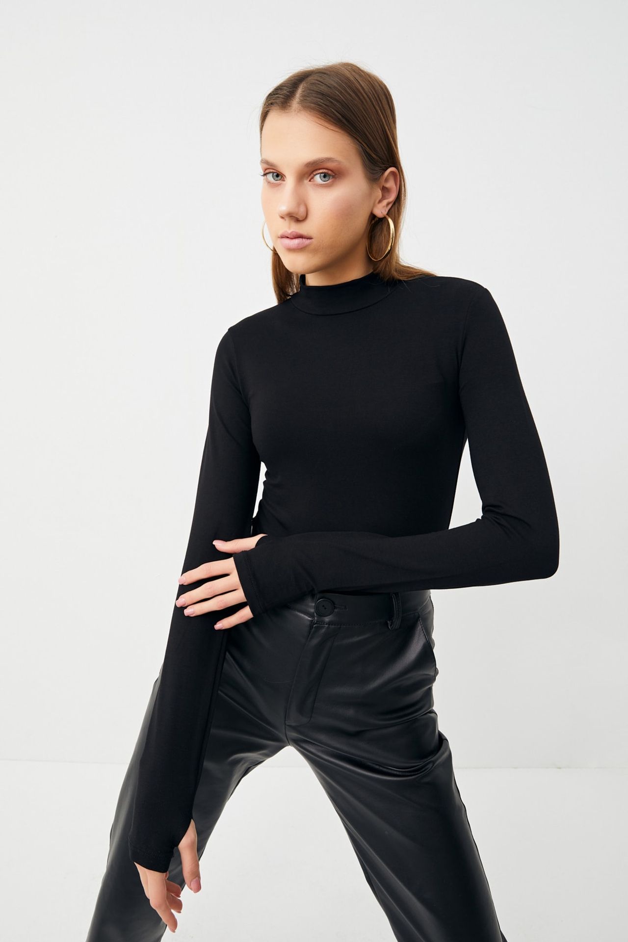 BIPANTOLON Women's 2-Pack Cut-Out Half Turtleneck Bodysuits 5