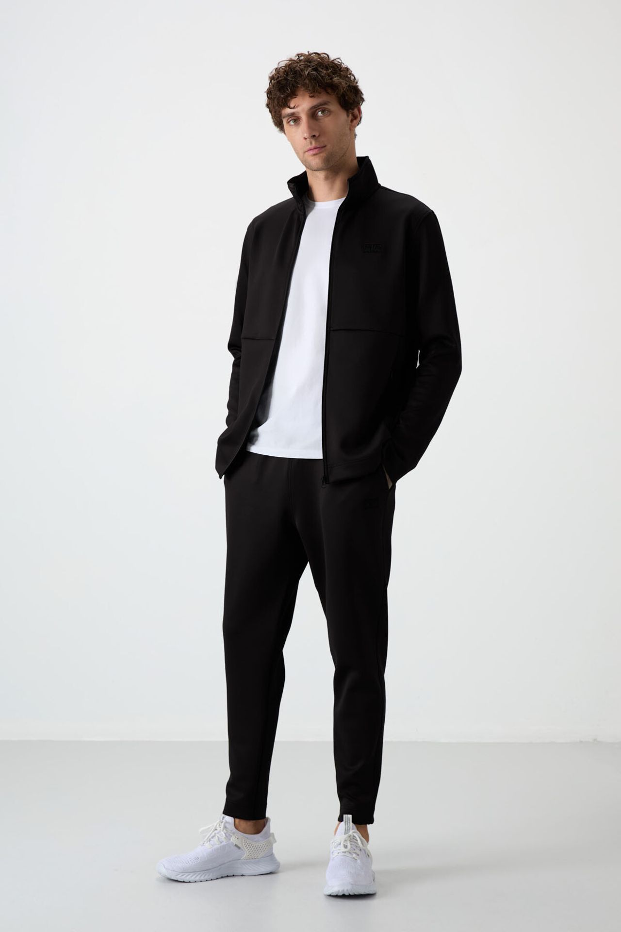 TOMMY Men's Scuba Active Set With Zip Collar 2