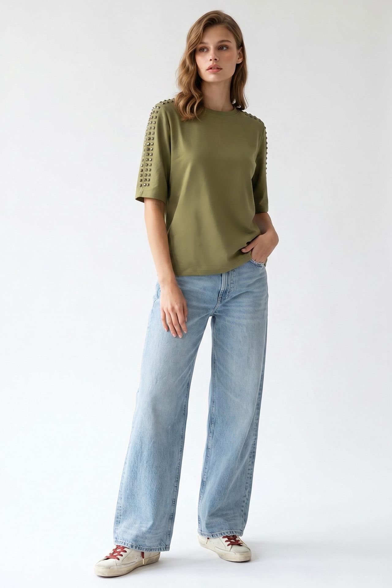 MIXRAY Crew Neck Stone Blouse