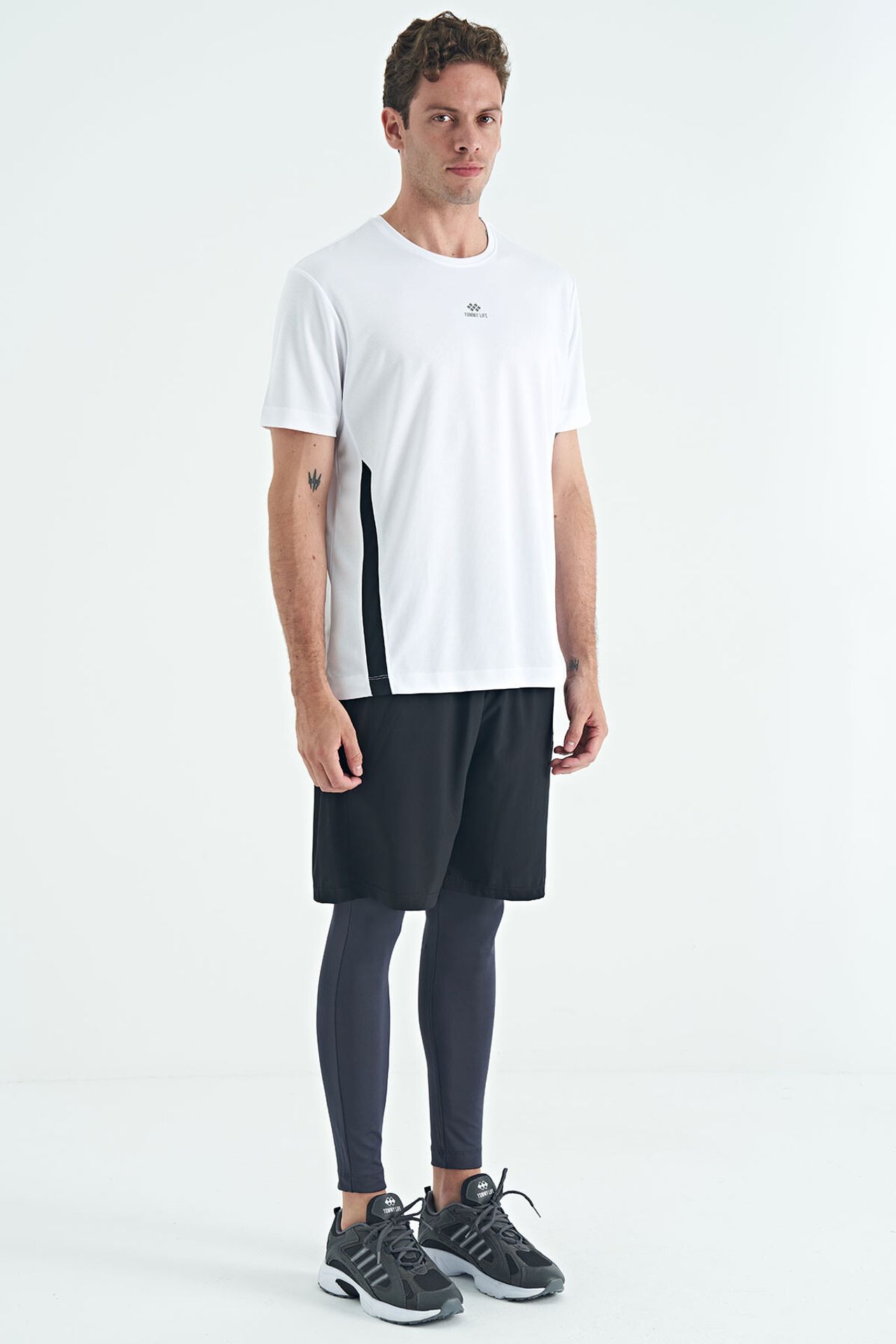 TOMMY Men's Skinny Knit Active Pants 3