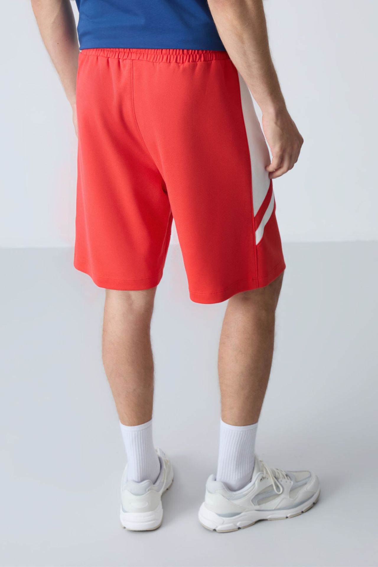 TOMMY Men's Fleece Sweat Shorts 6