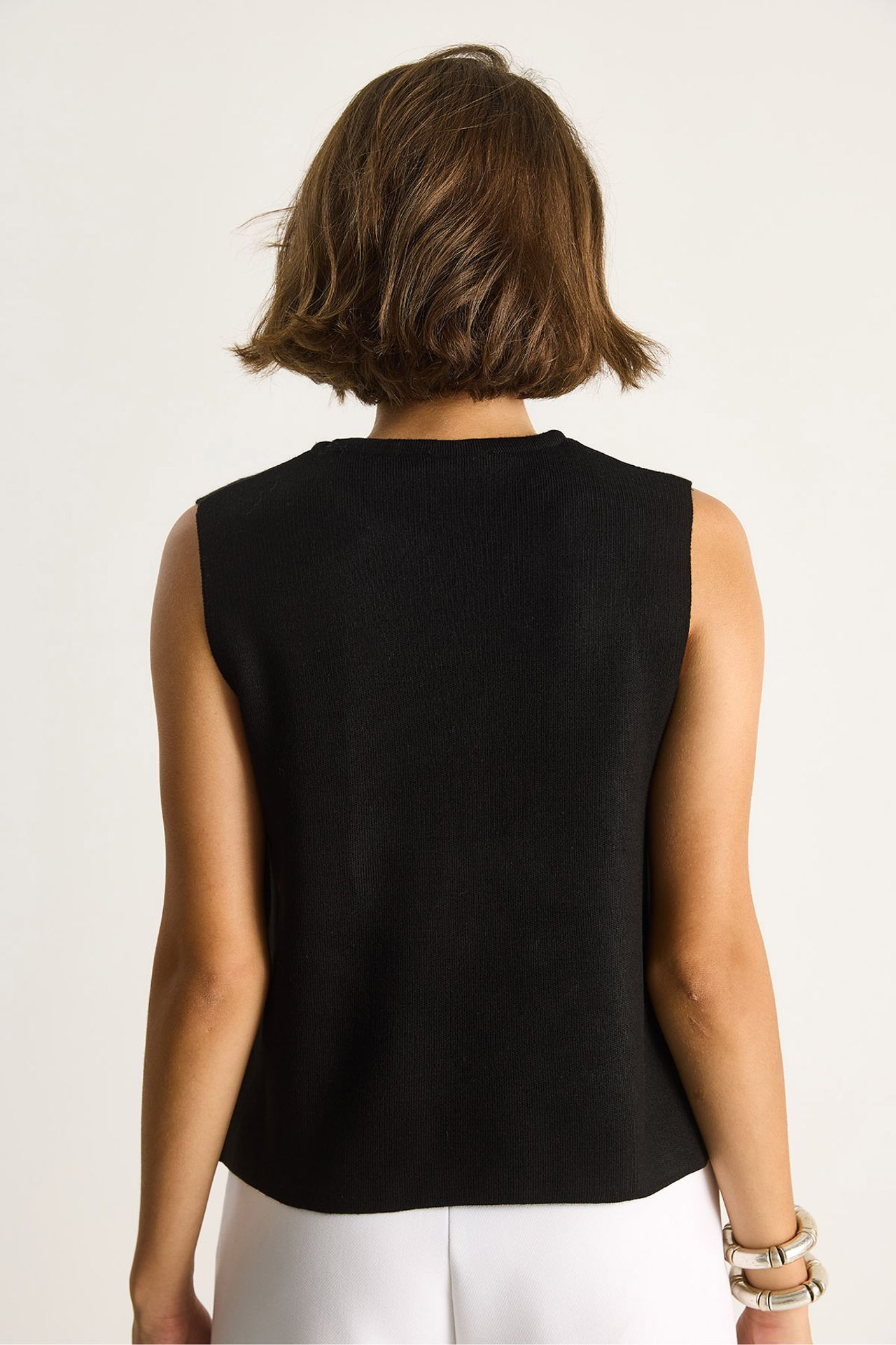 LUCCI Button Detailed Knit Blouse