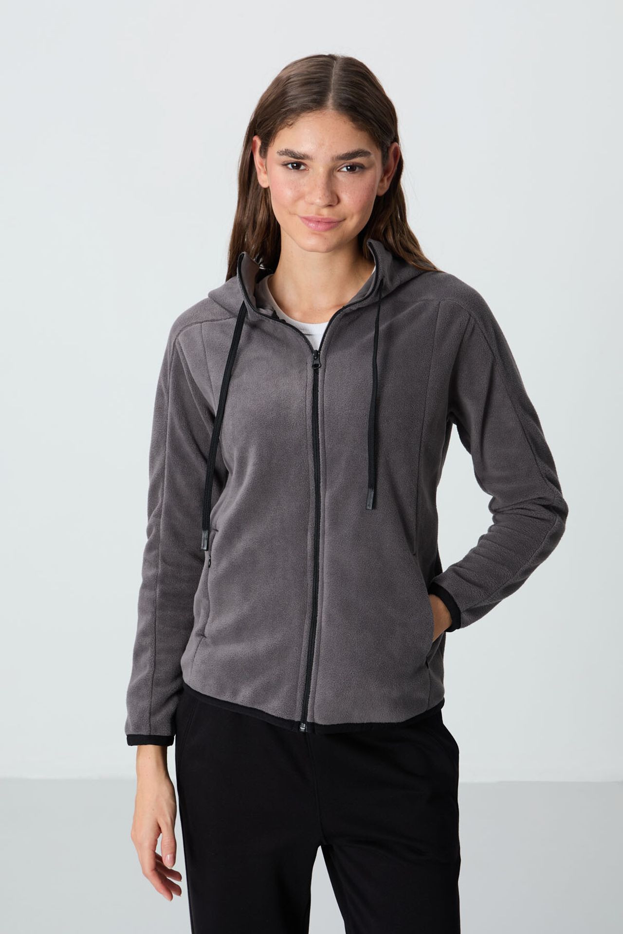 TOMMY Women's Plush Zip-up Hooded Sweatshirt 3