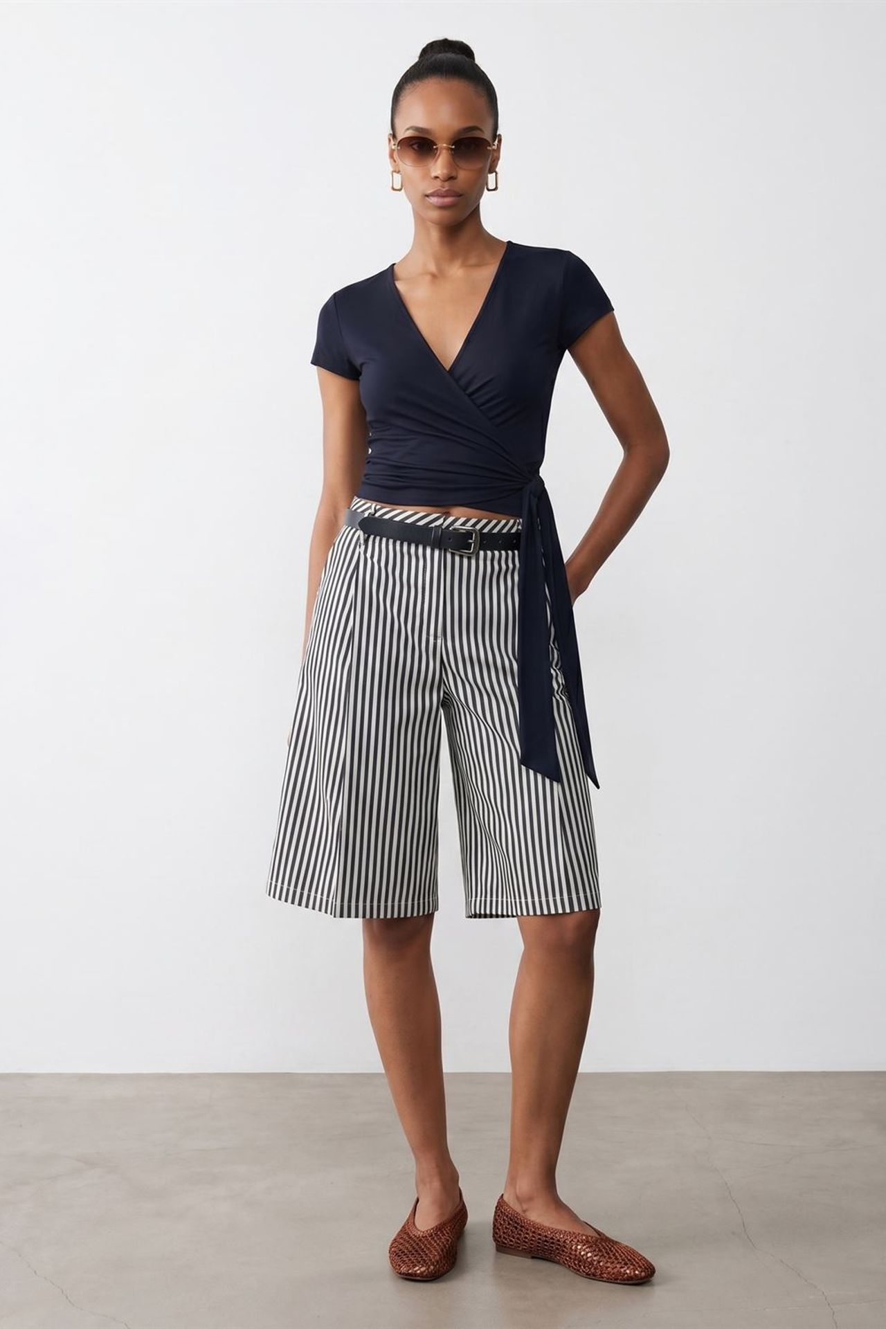 DILVIN Crop Wrap Blouse With Tie Detail 1