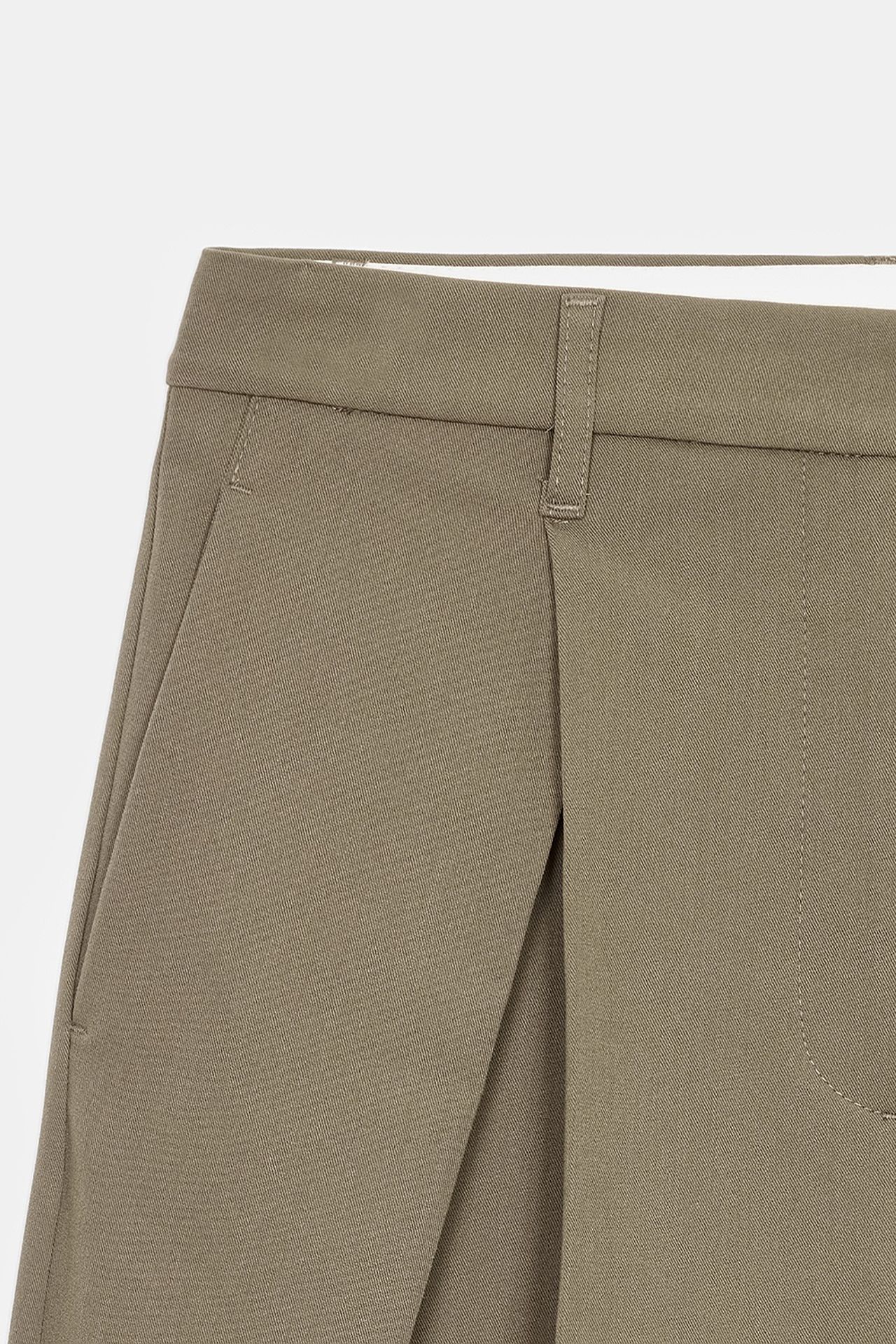 DILVIN Women's Tailored Pull-On Shorts