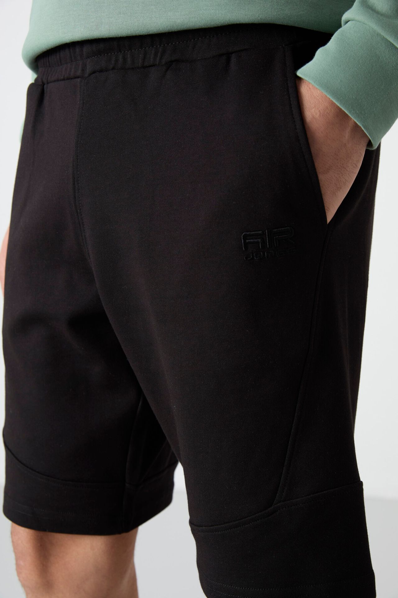 TOMMY Men's Pull-on Sweat Shorts 5