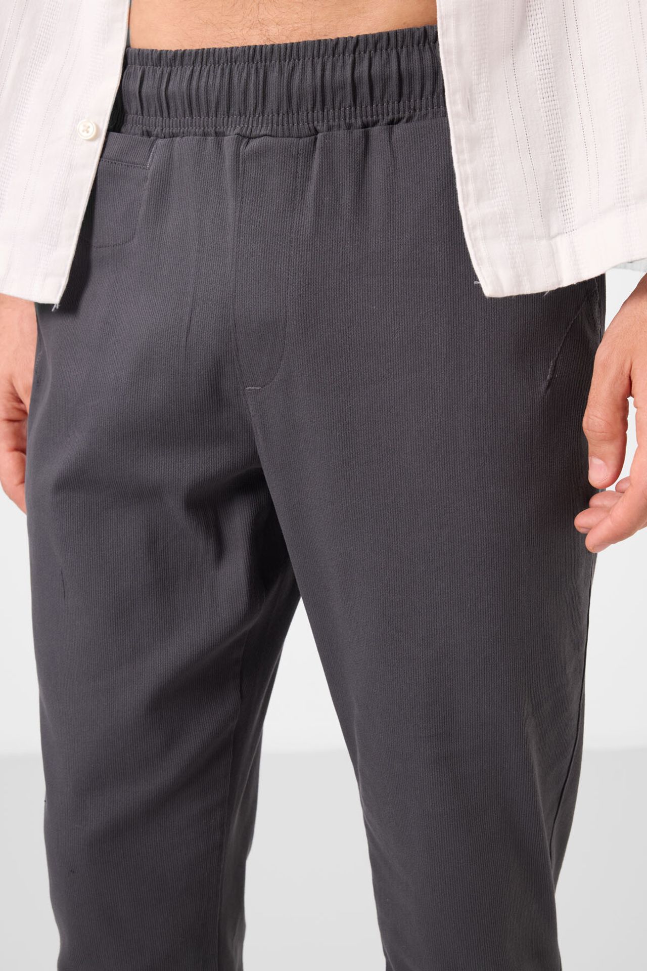 TOMMY Men's Straight-Leg Gabardine Chinos 3