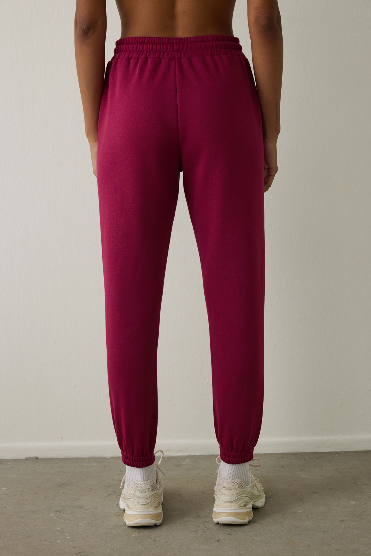 PENTI High Waist Tie Detail Brushed Sweatpants 3