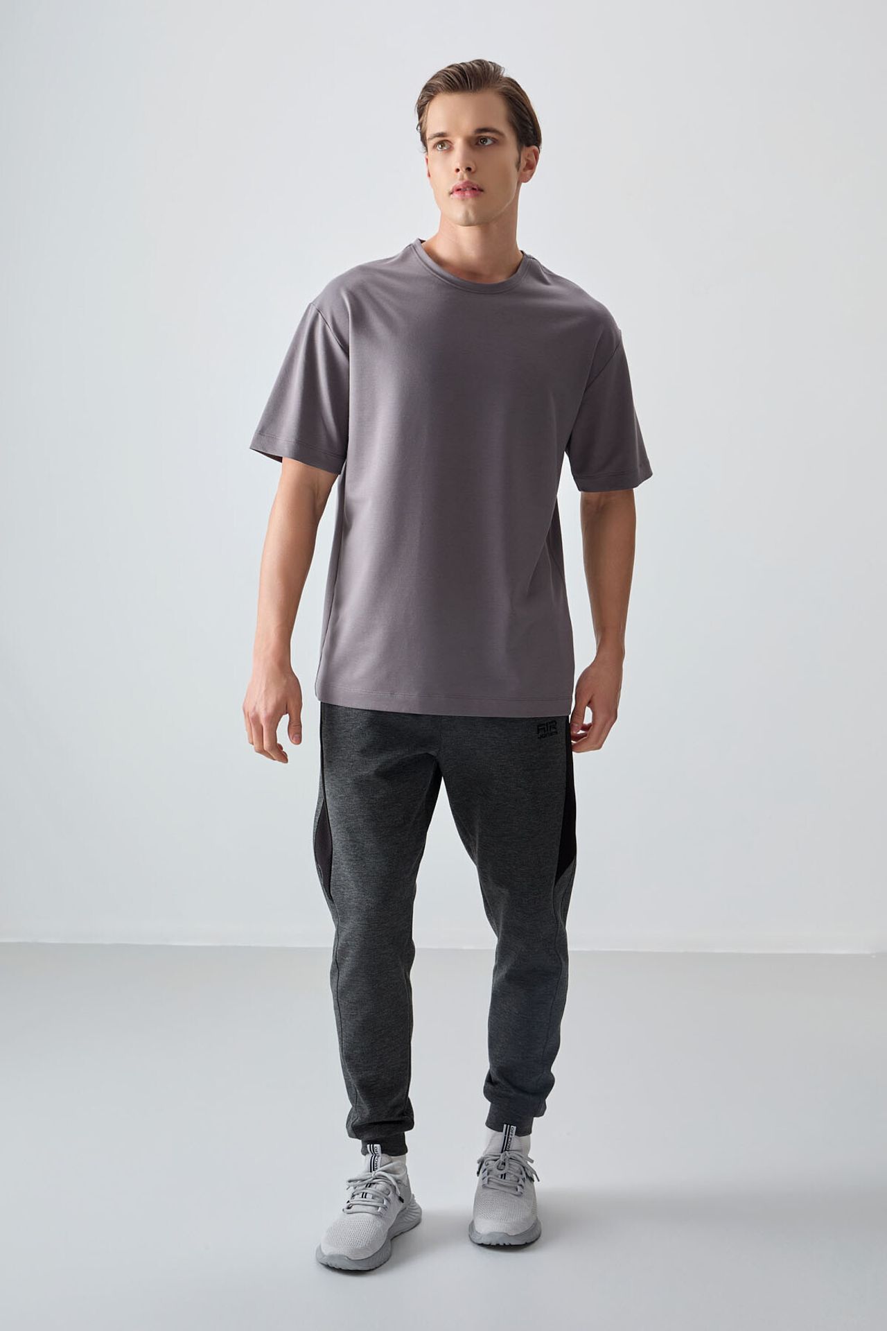 TOMMY Oversized Cotton Blend Crew Neck T-Shirt 5