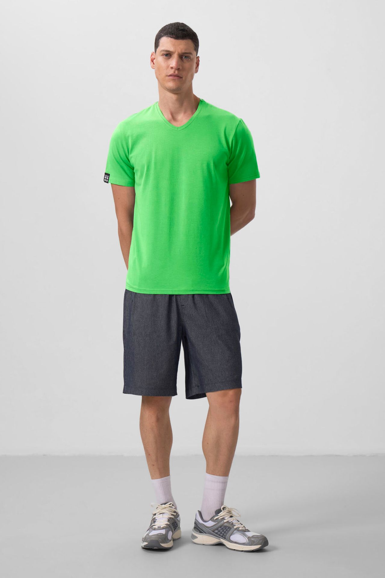 TOMMY Men's V-Neck Short Sleeve T-Shirt 3