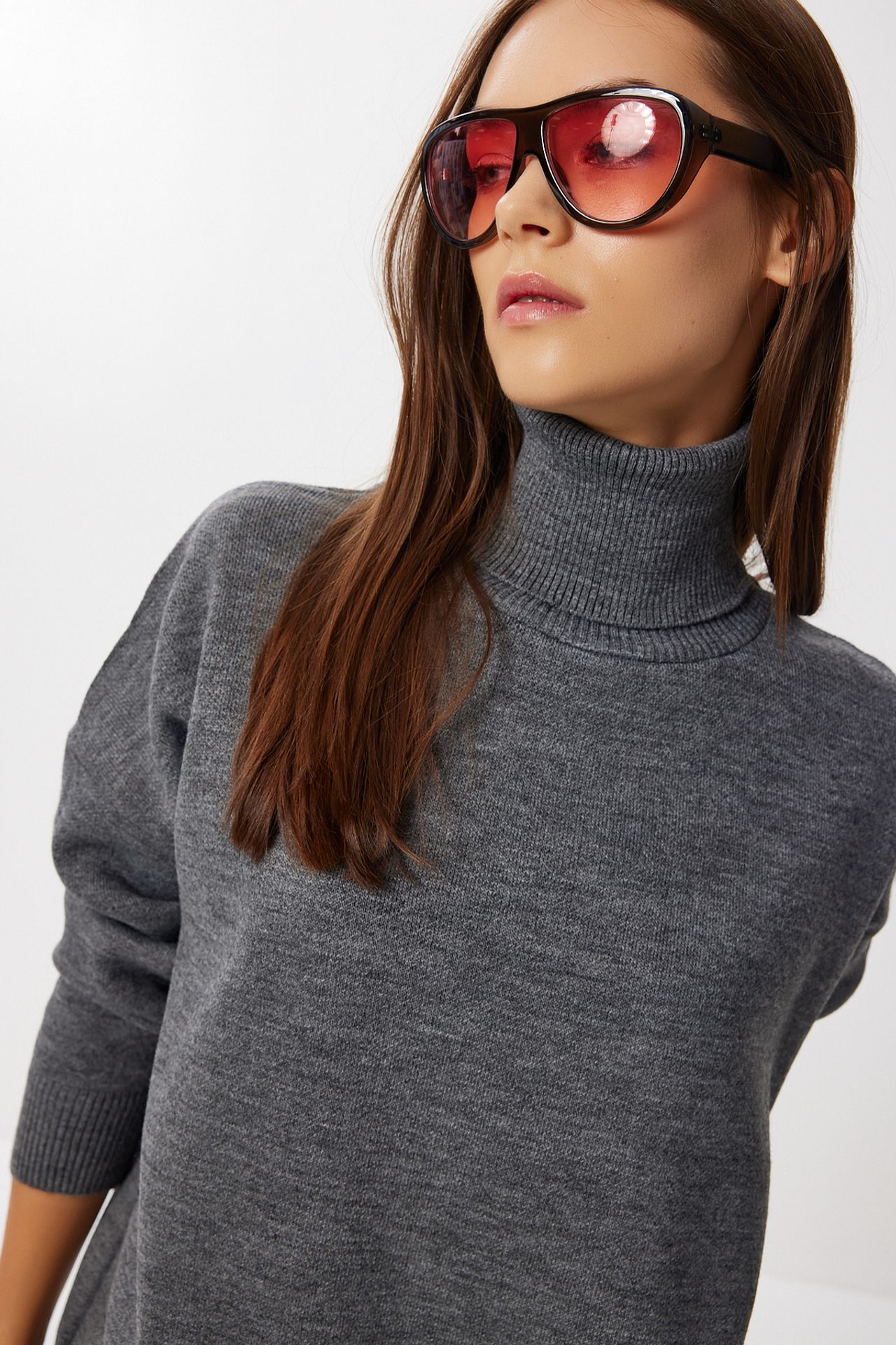 ISTANBUL Textured Oversized Turtleneck Sweater 3