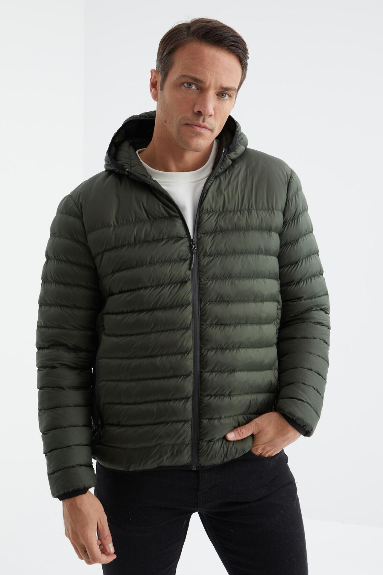 TOMMY Men's Nylon Jacket 3