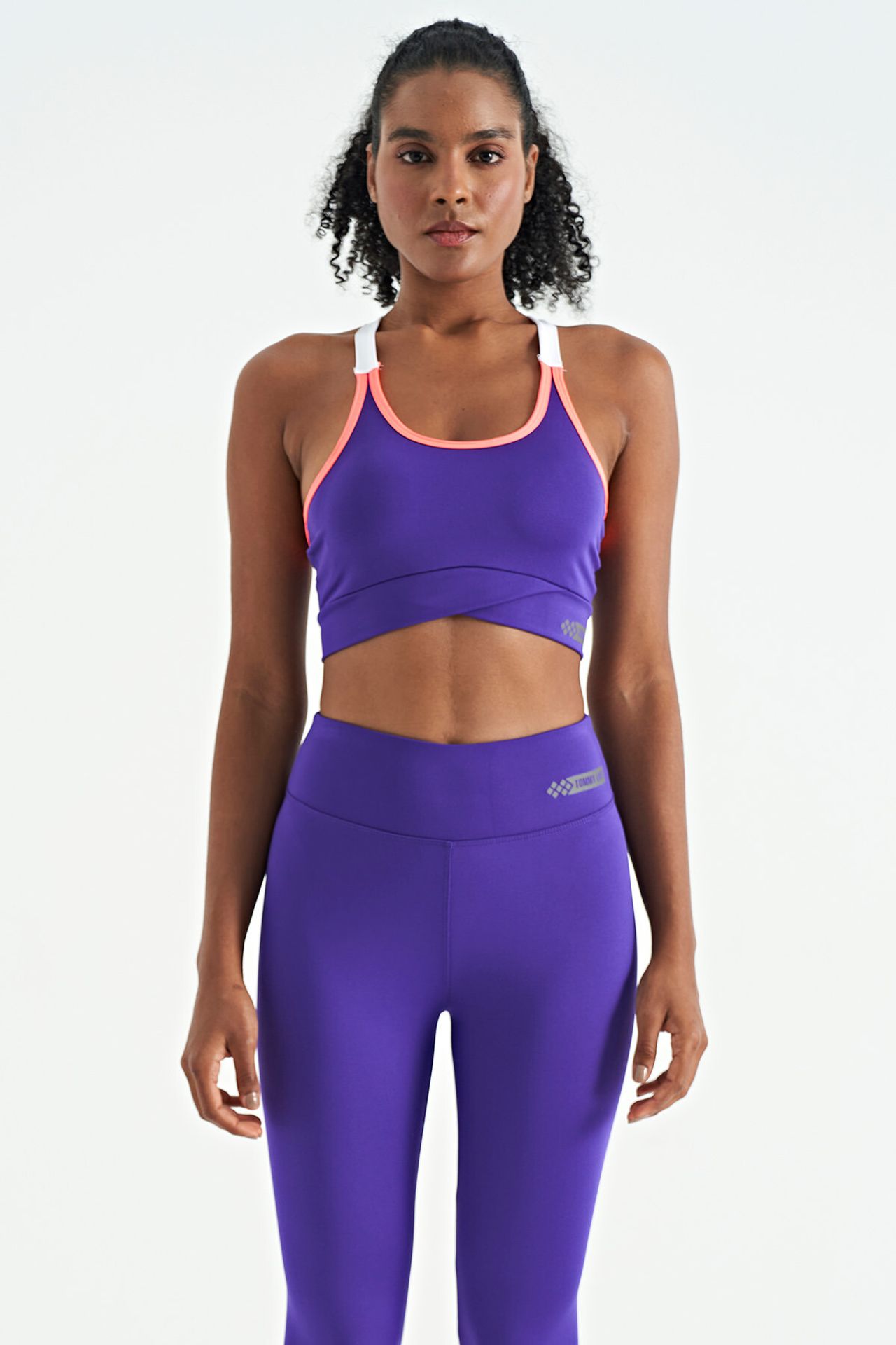 TOMMY Fitted Sleeveless Crop Sports Top 1