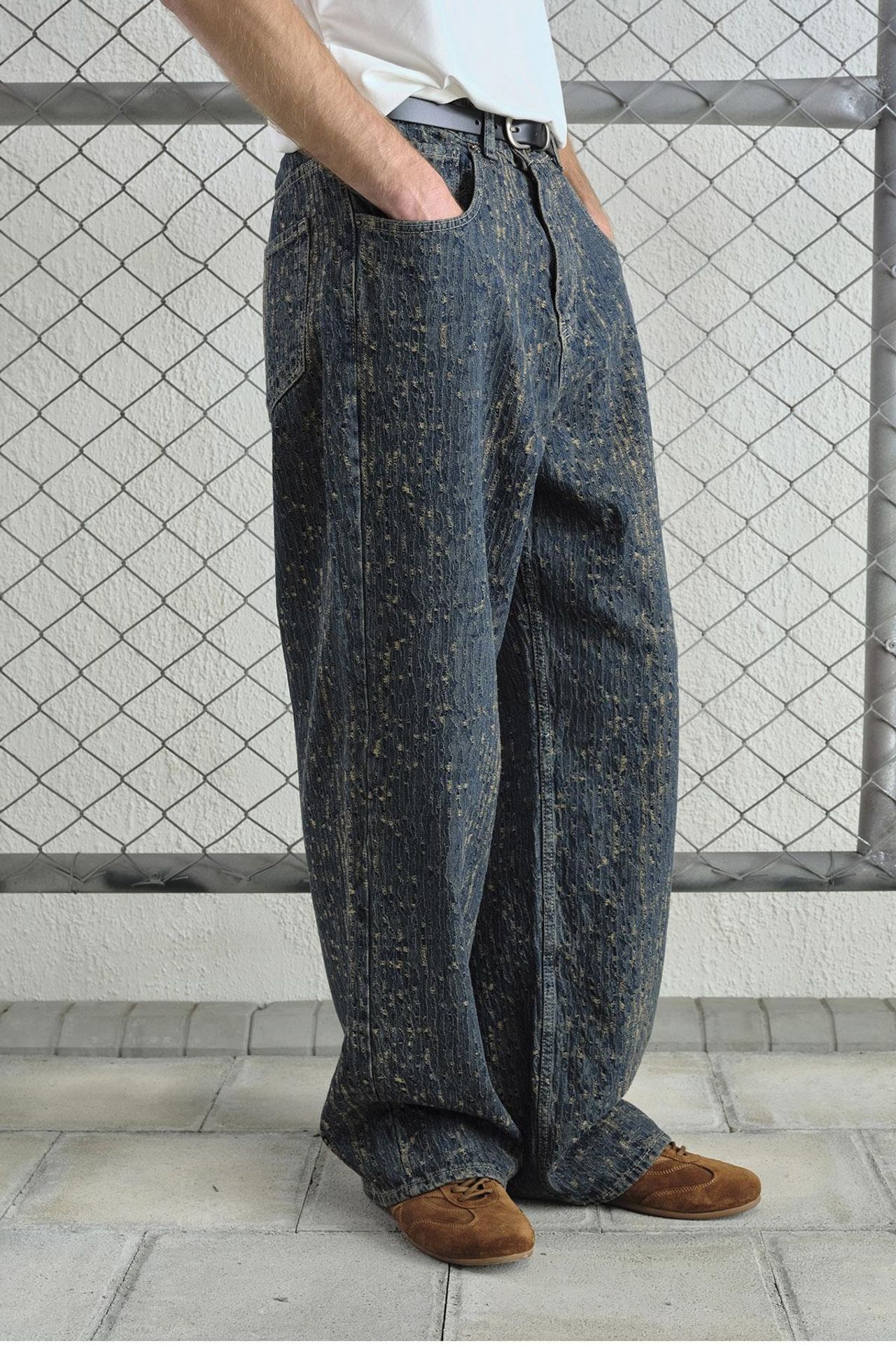 GIESTO Baggy Fit Textured Denim Jeans 4