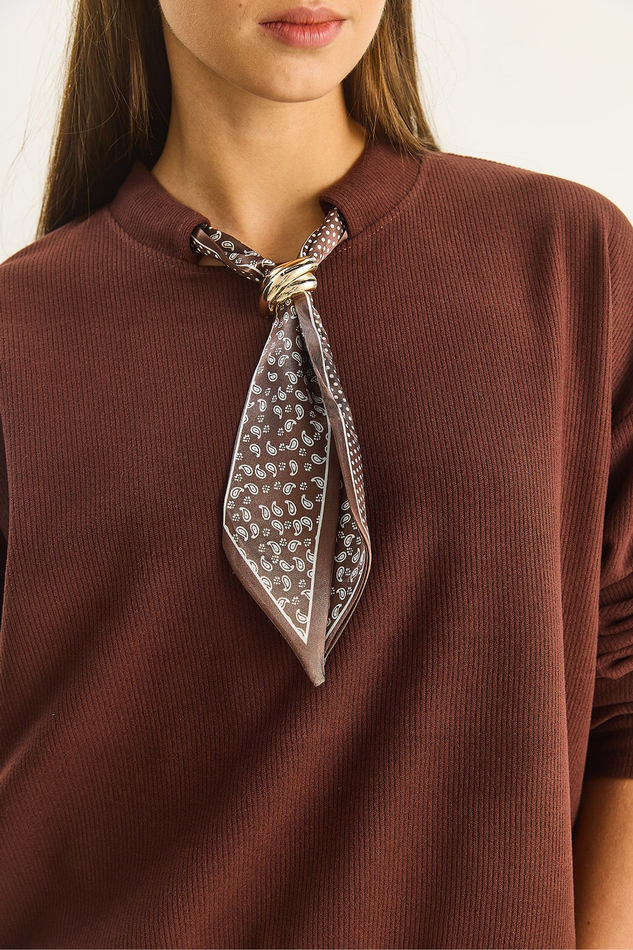 Crew Neck Ribbed Sweatshirt with Scarf Accessory Detail 6