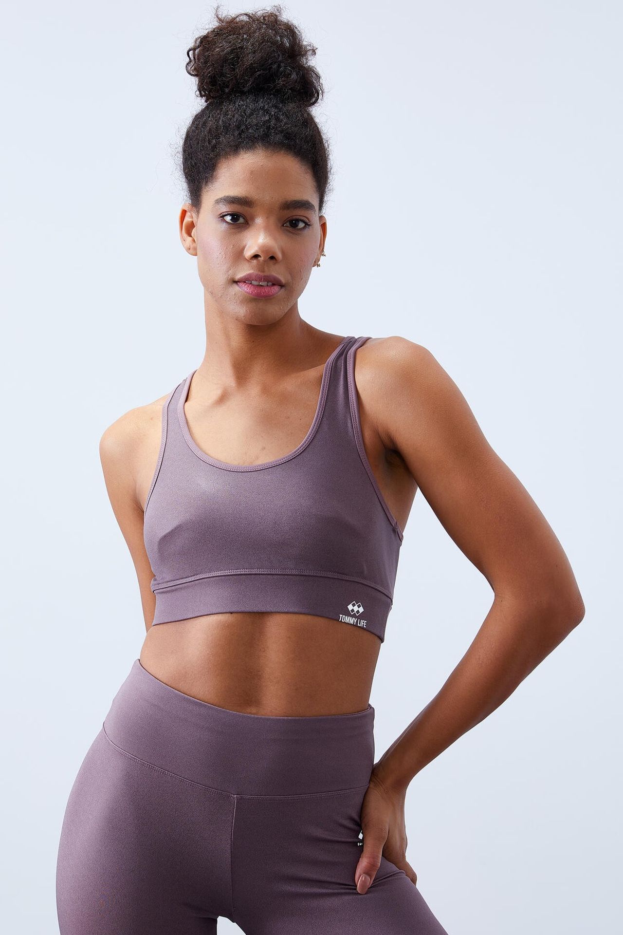 TOMMY Sleeveless Active Set With High-Waist Leggings 2