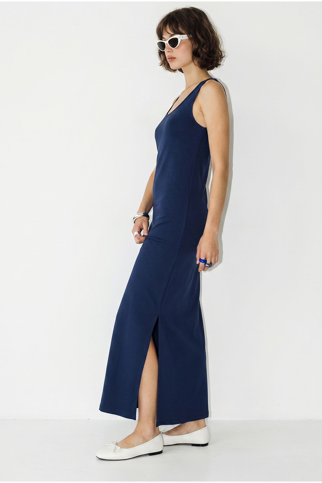 LUCCI Sleeveless Straight Maxi Dress With Slit 2