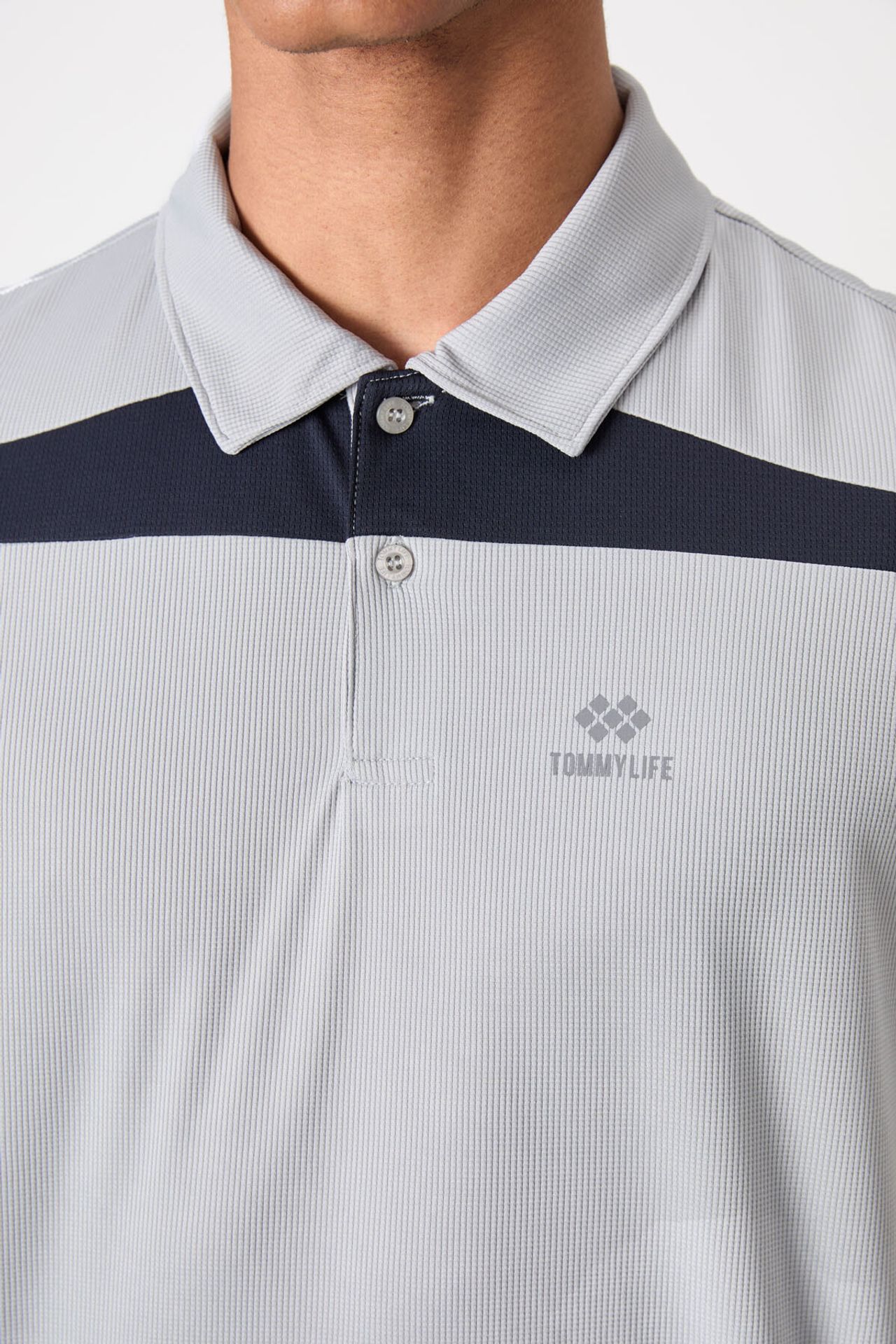 TOMMY Men's Colour-Blocked Polo T-Shirt 3
