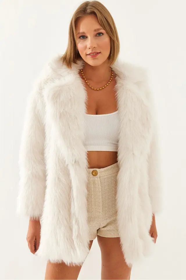 LUCCI Faux Fur Coat