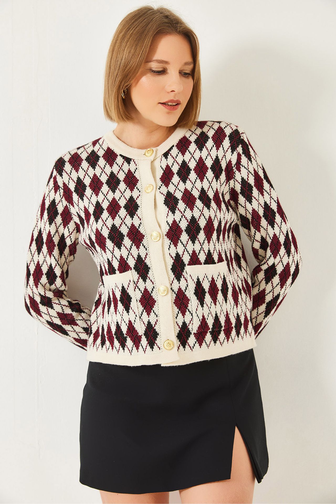 LUCCI Jacquard Knitwear Cardigan with Pockets 2