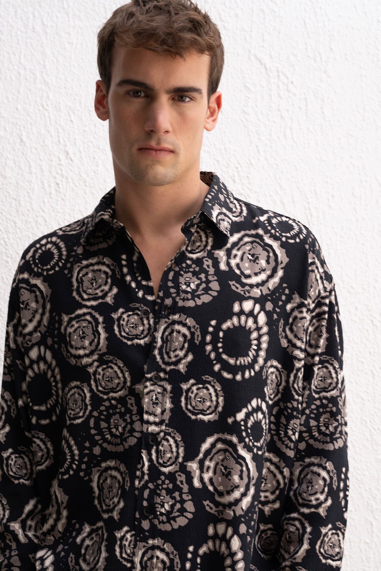 GIESTO Abstract Pattern Button-Up Shirt 2