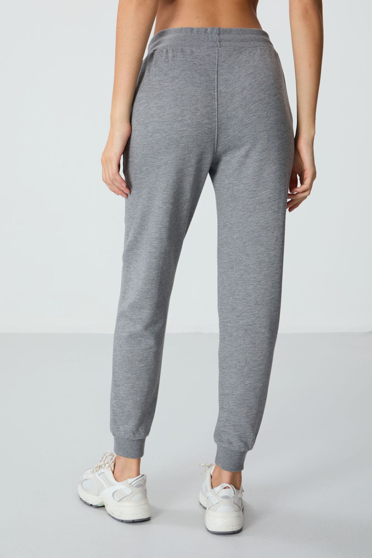 TOMMY Women's Cotton-blend Jogger Sweatpants 5
