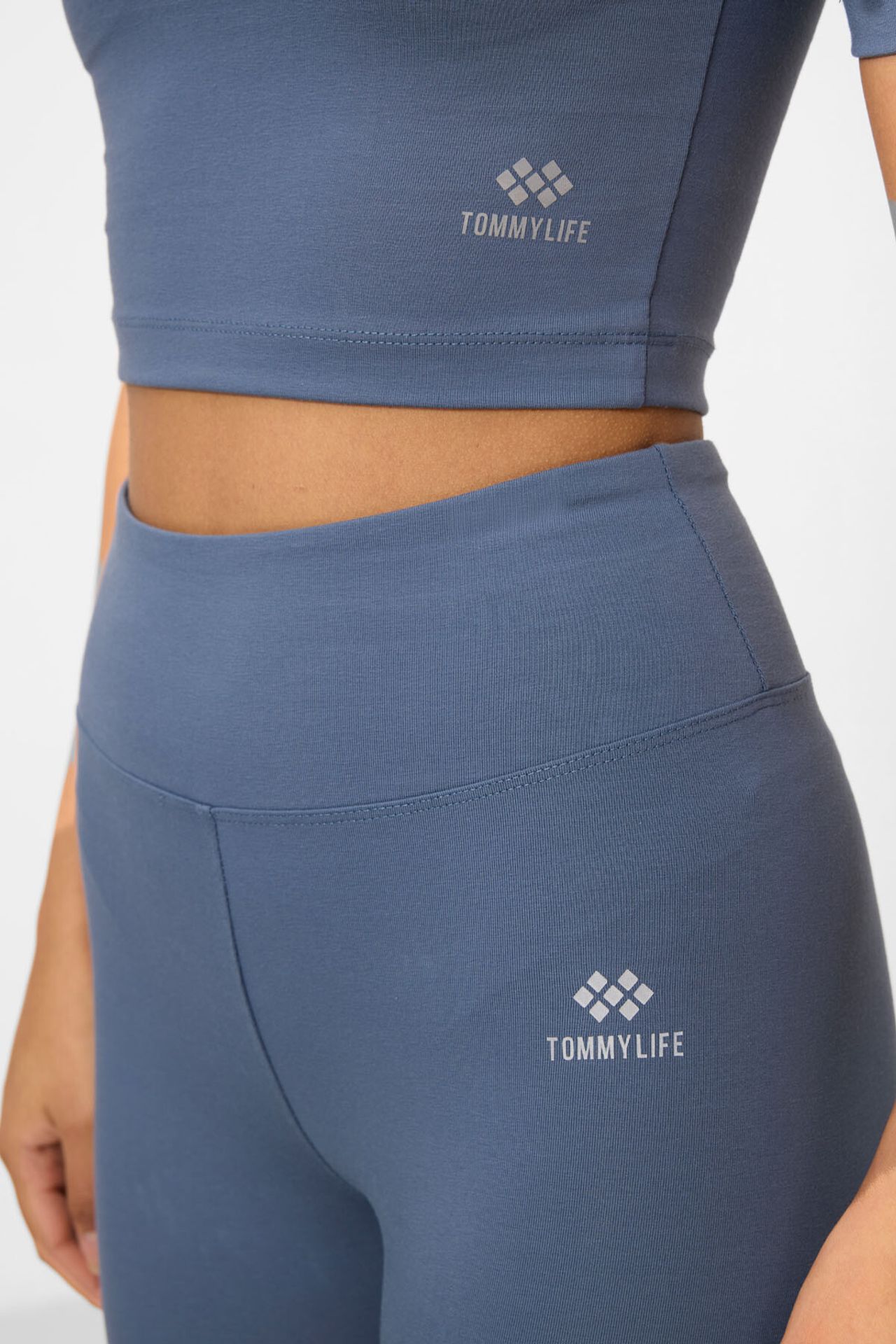 TOMMY Cotton Elastane Capri T-Shirt and Leggings Set 3