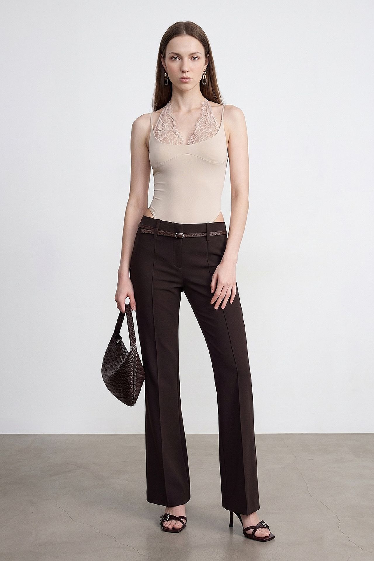 DILVIN Embroidered Cut-out Sleeveless Bodysuit