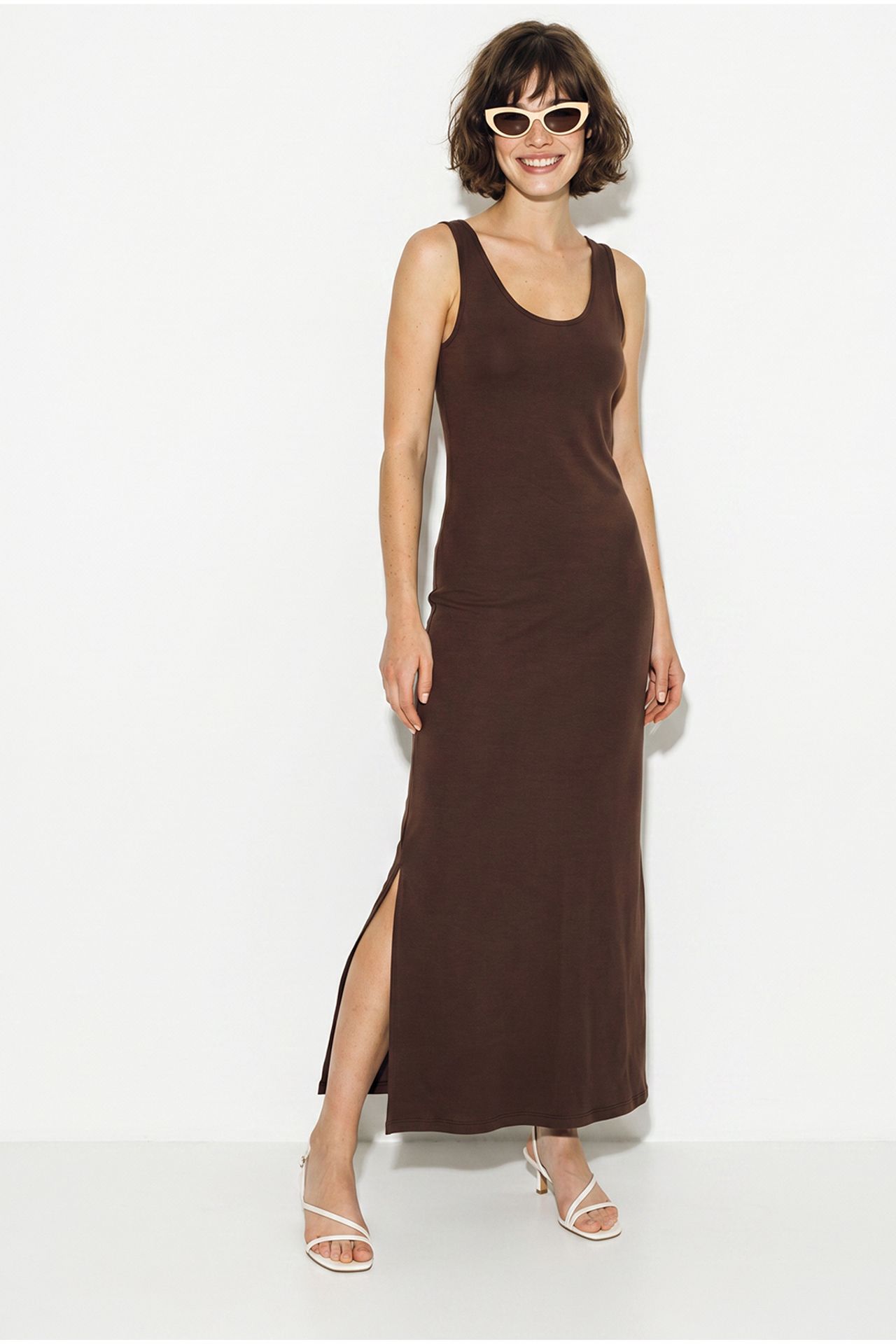 LUCCI Sleeveless Straight Maxi Dress With Slit 5