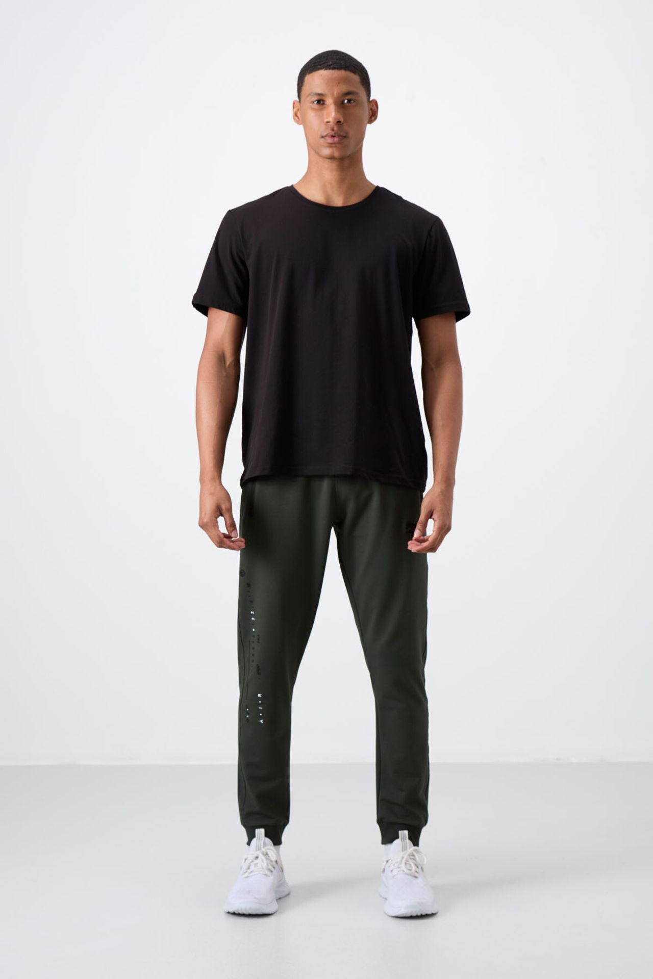 TOMMY Men's Solid Jogger Sweatpants 2