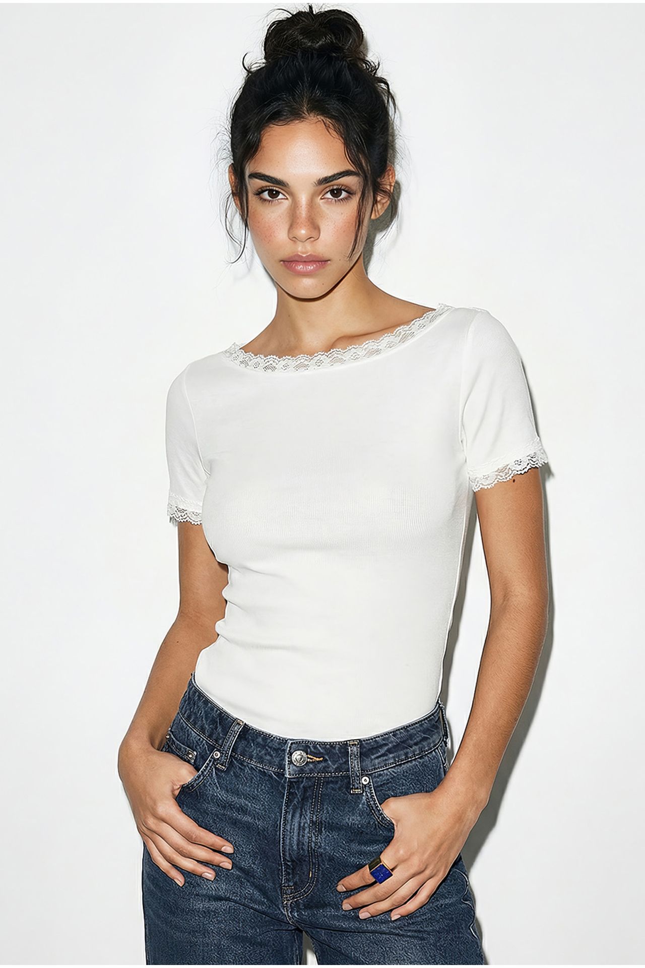 LUCCI Slim-fit Boat Neck Lace Blouse 1
