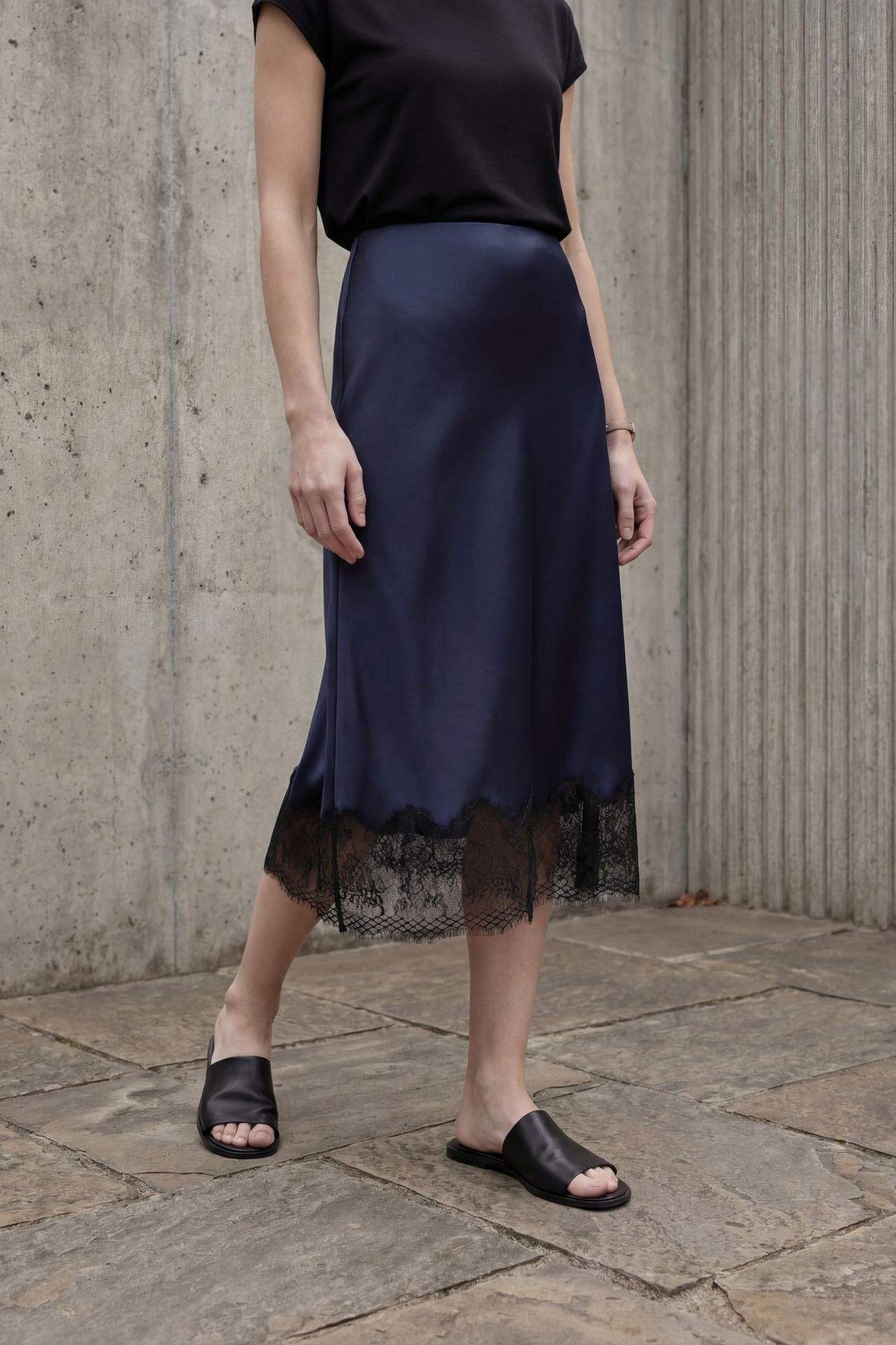MY FASHION Lace Detailed Satin Midi Skirt 4