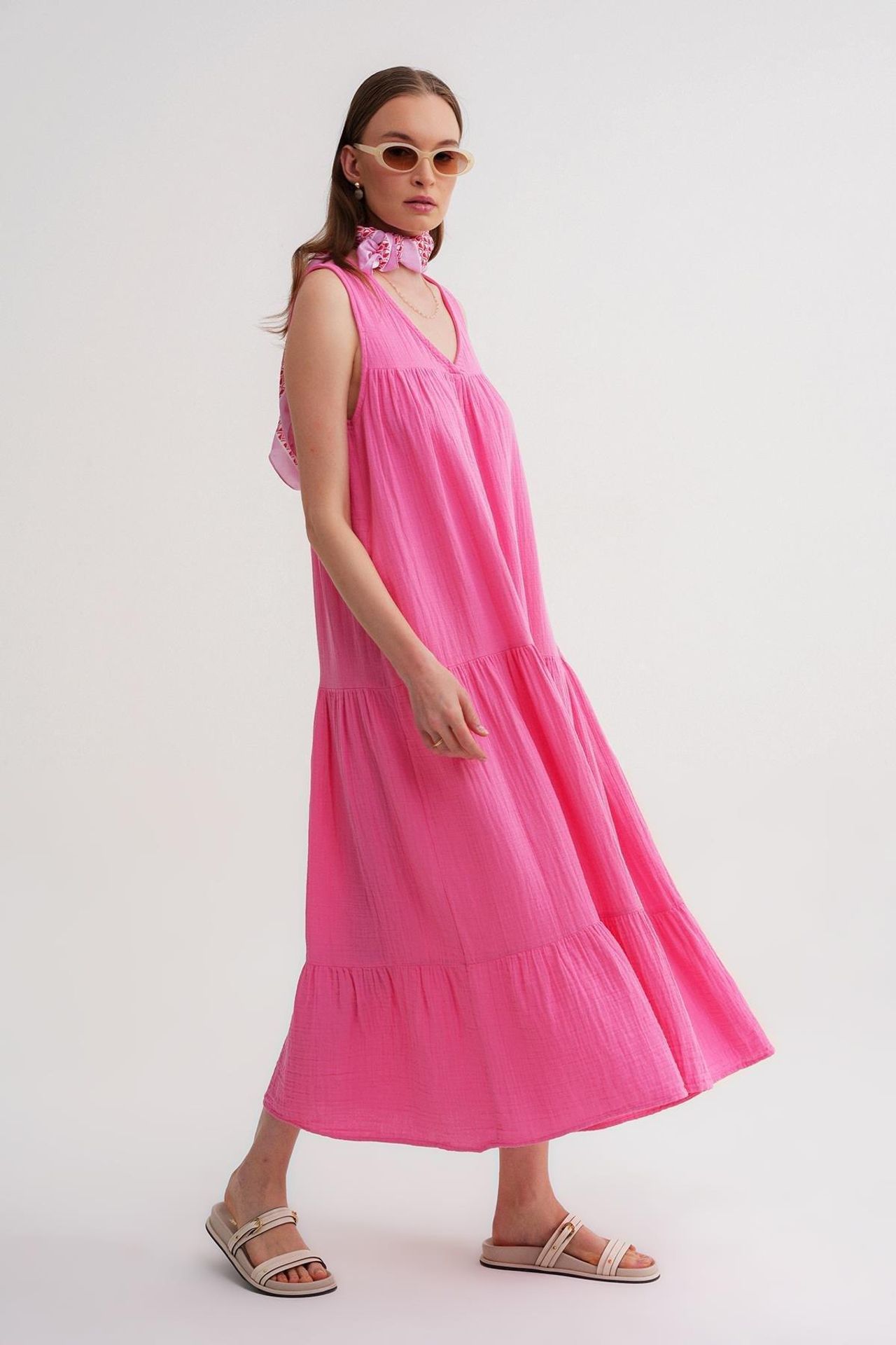 Mixray Sleeveless V-Neck Muslin Midi Dress with Pockets 5