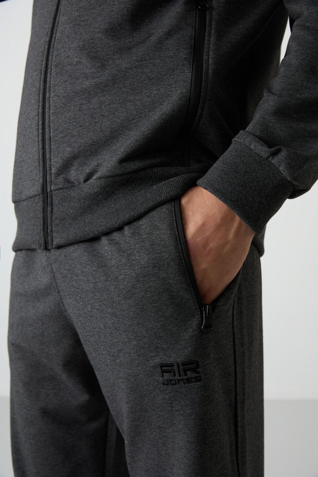 TOMMY Men's Knit Fleece Sweatshirt And Pants Set 6