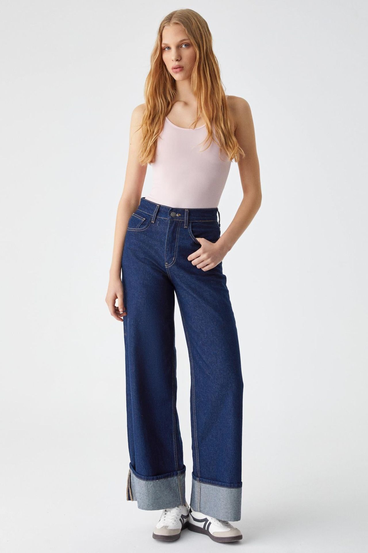GRIMELANGE Slim Fit U-Neck Snap Tank Top 2