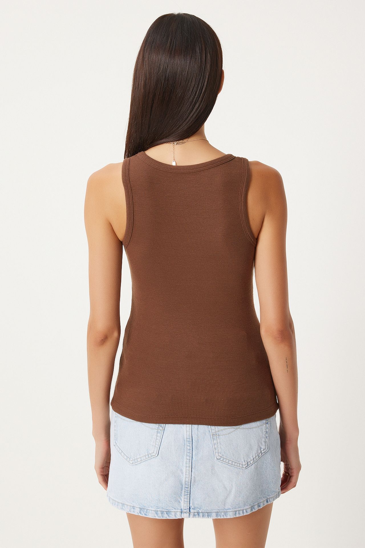 ISTANBUL Fitted Cotton U Collar Tank Top 4