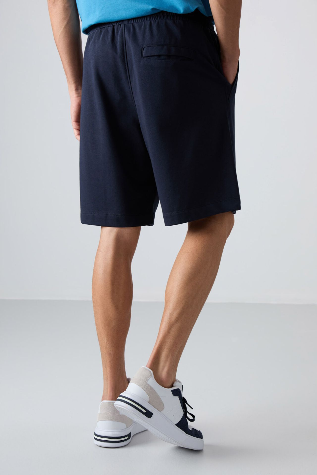 TOMMY Men's Knit Sweat Shorts 5