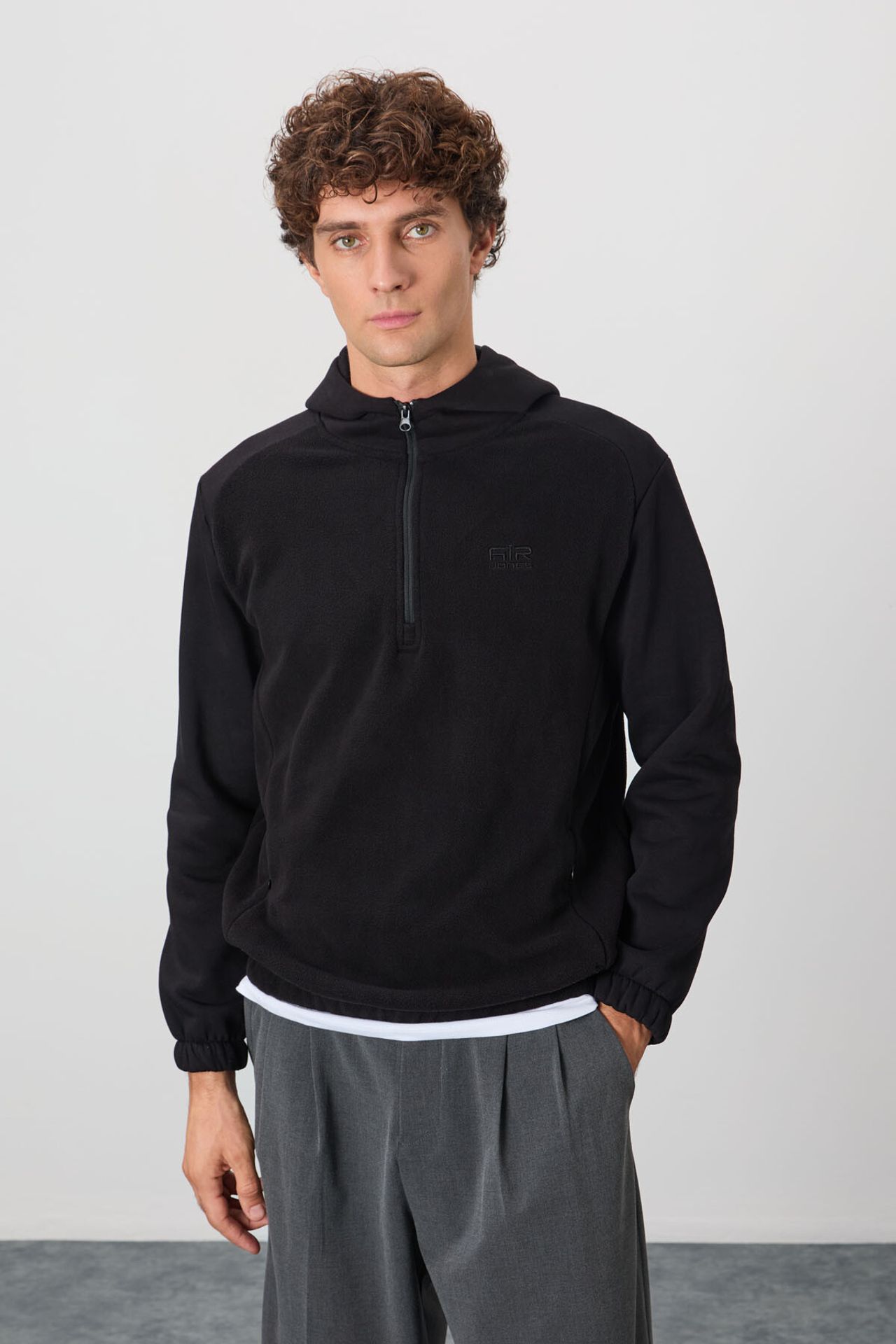 TOMMY Men's Color-Blocked Half-Zip Plush Sweatshirt 2