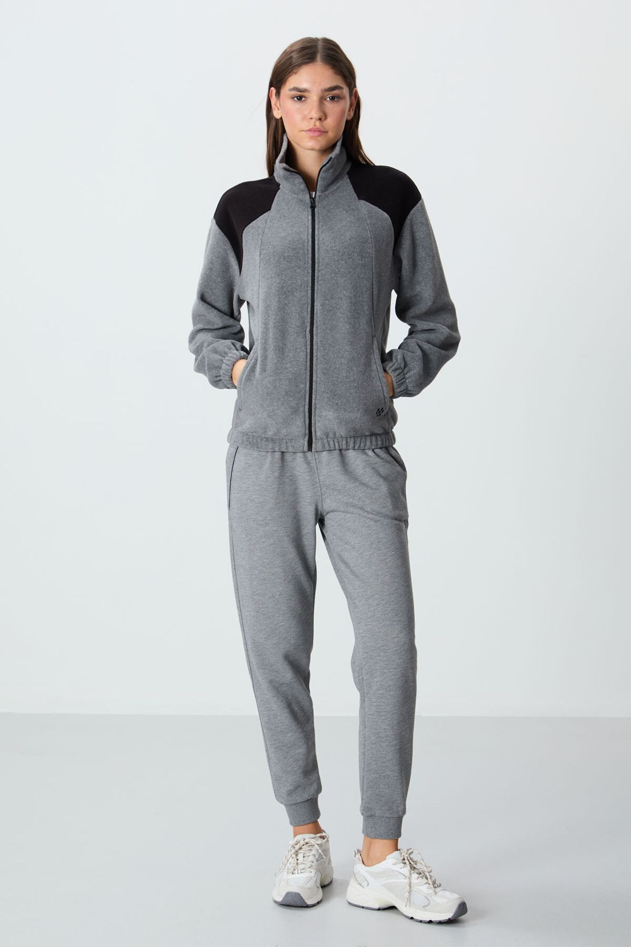 TOMMY Color Block Oversized Zip-Collar Sweatshirt 2