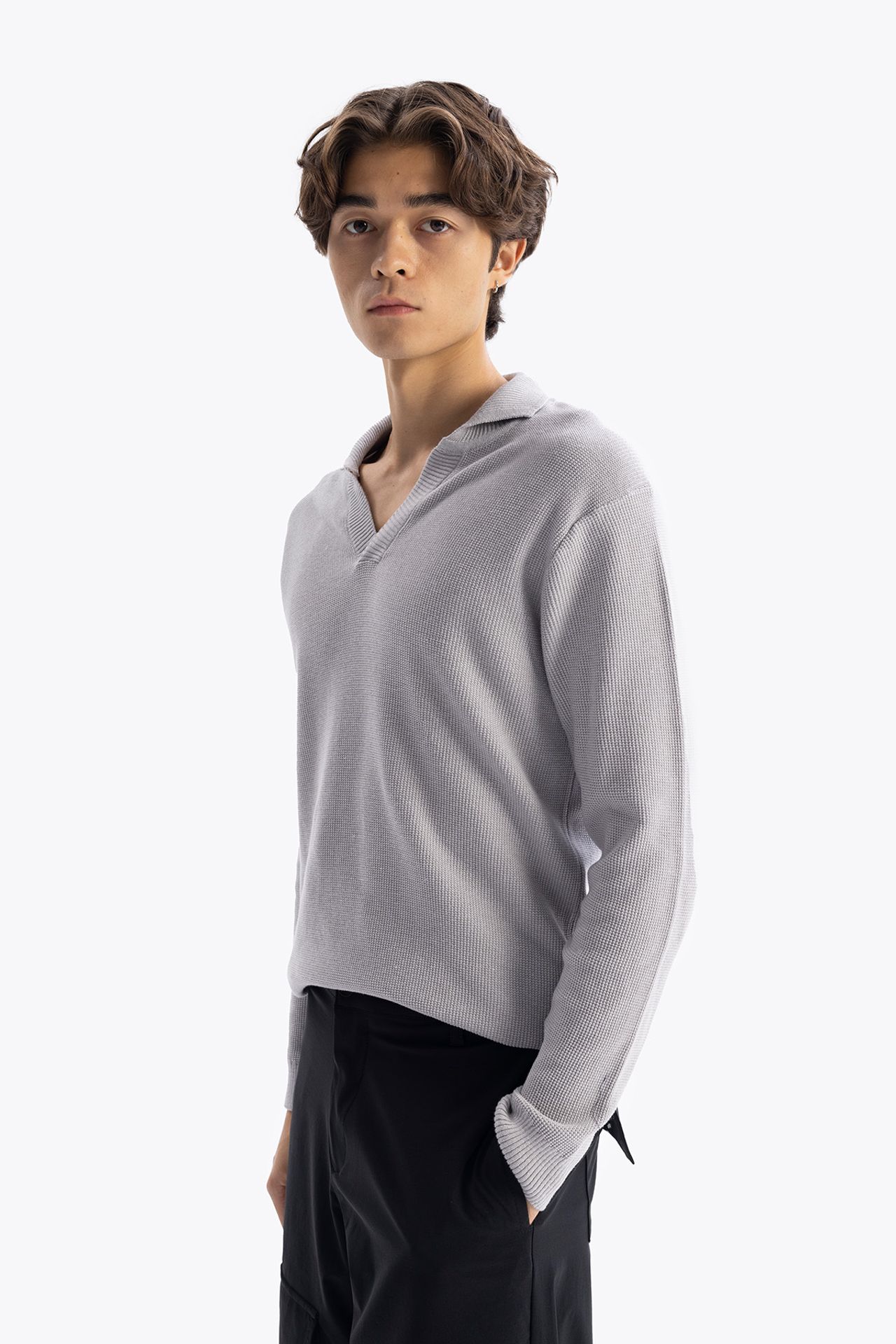GIESTO V-Neck Ribbed Knit Sweatshirt 5