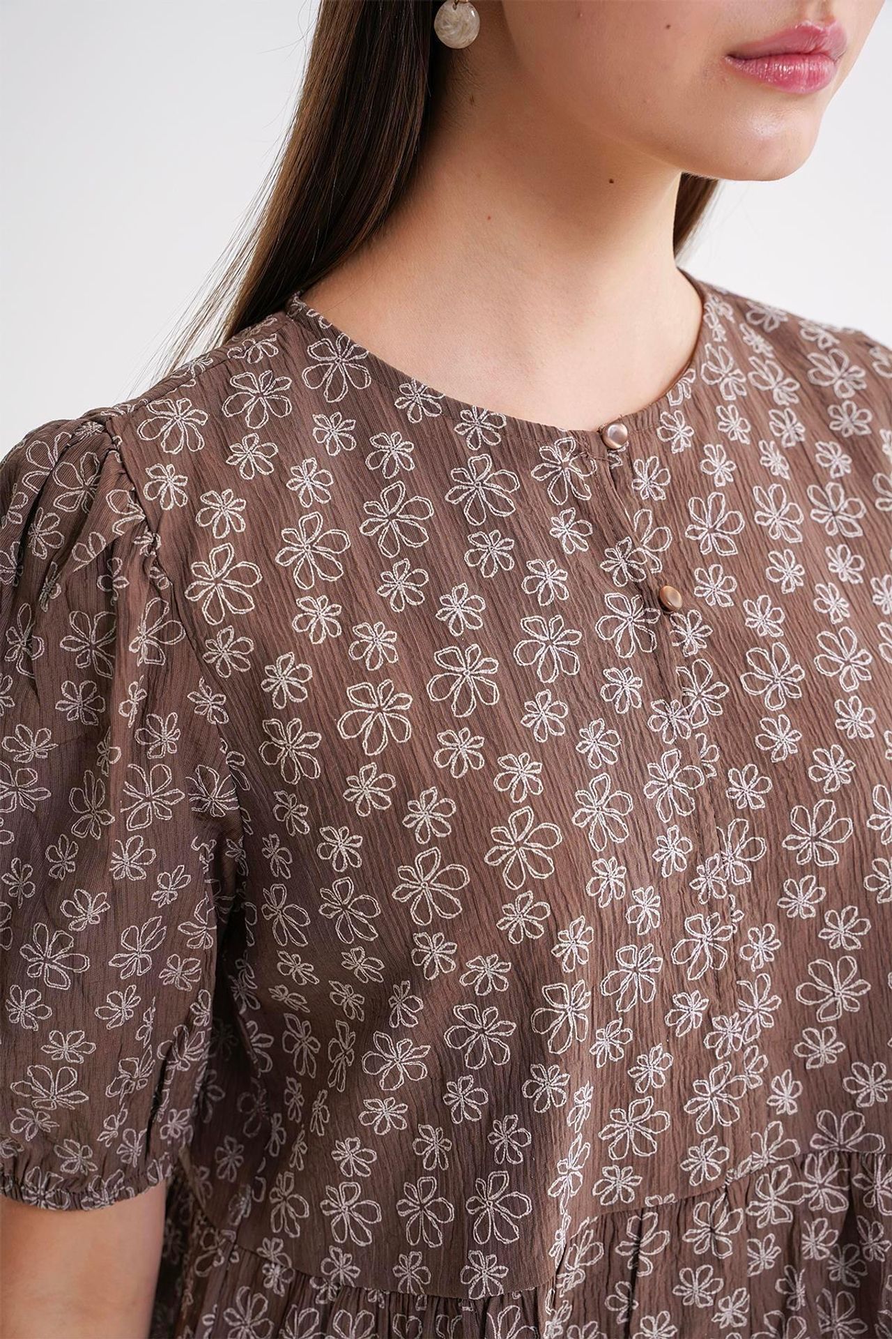 Mixray Frilly Crew Neck Blouse