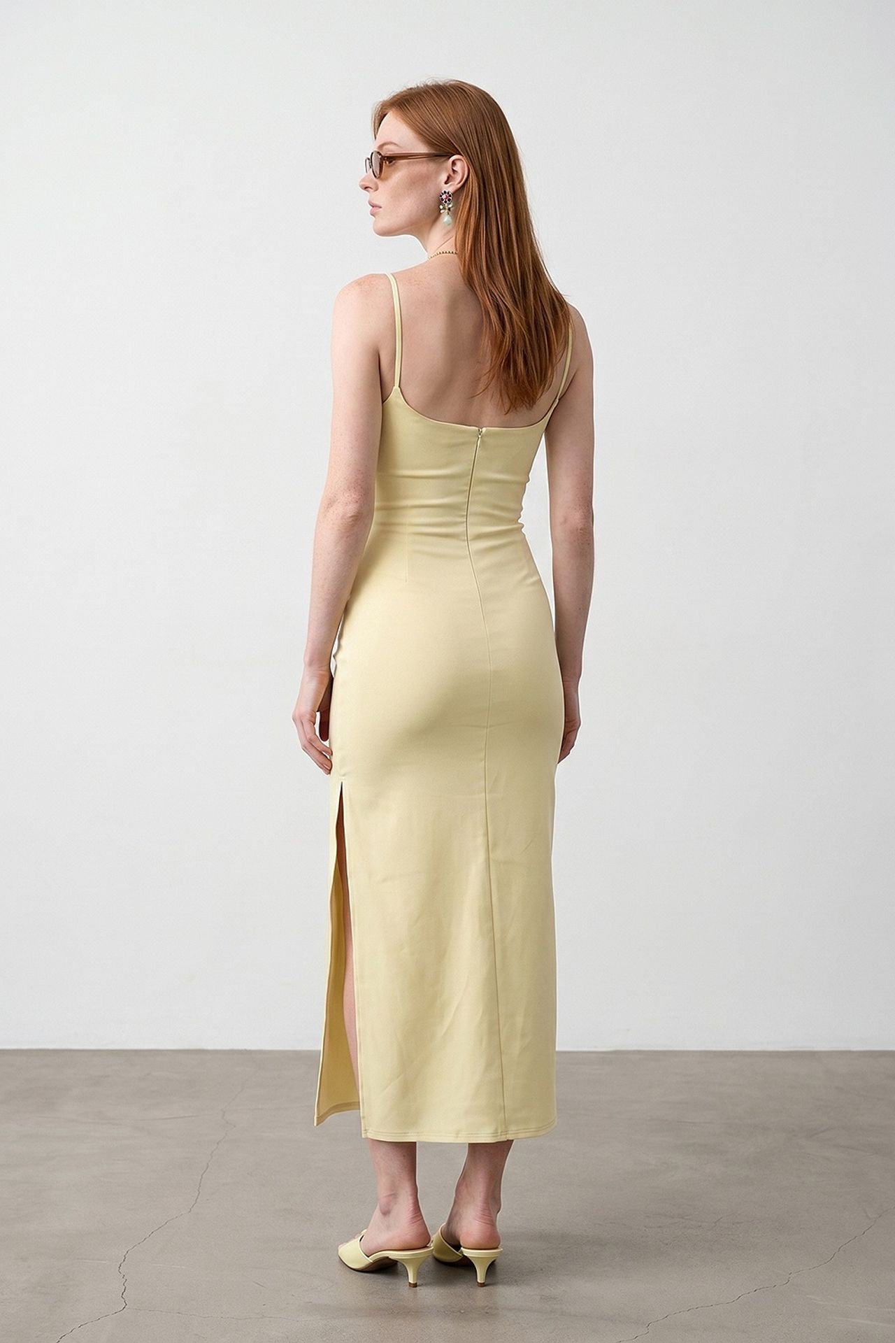 DILVIN Kadın Kolsuz Bodycon Midi Elbise 2