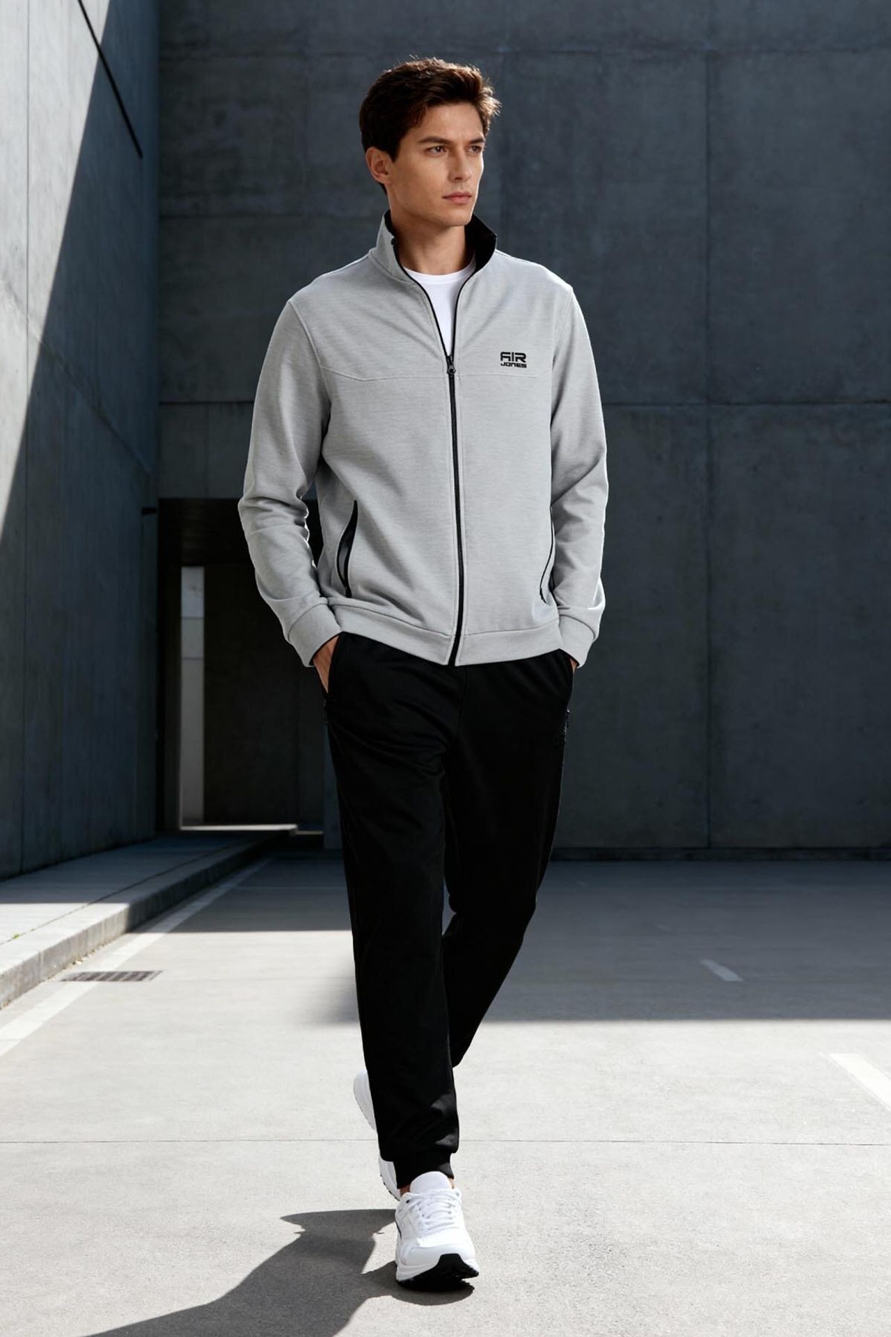 TOMMY Men's Fleece Sweatshirt And Pants Set 1