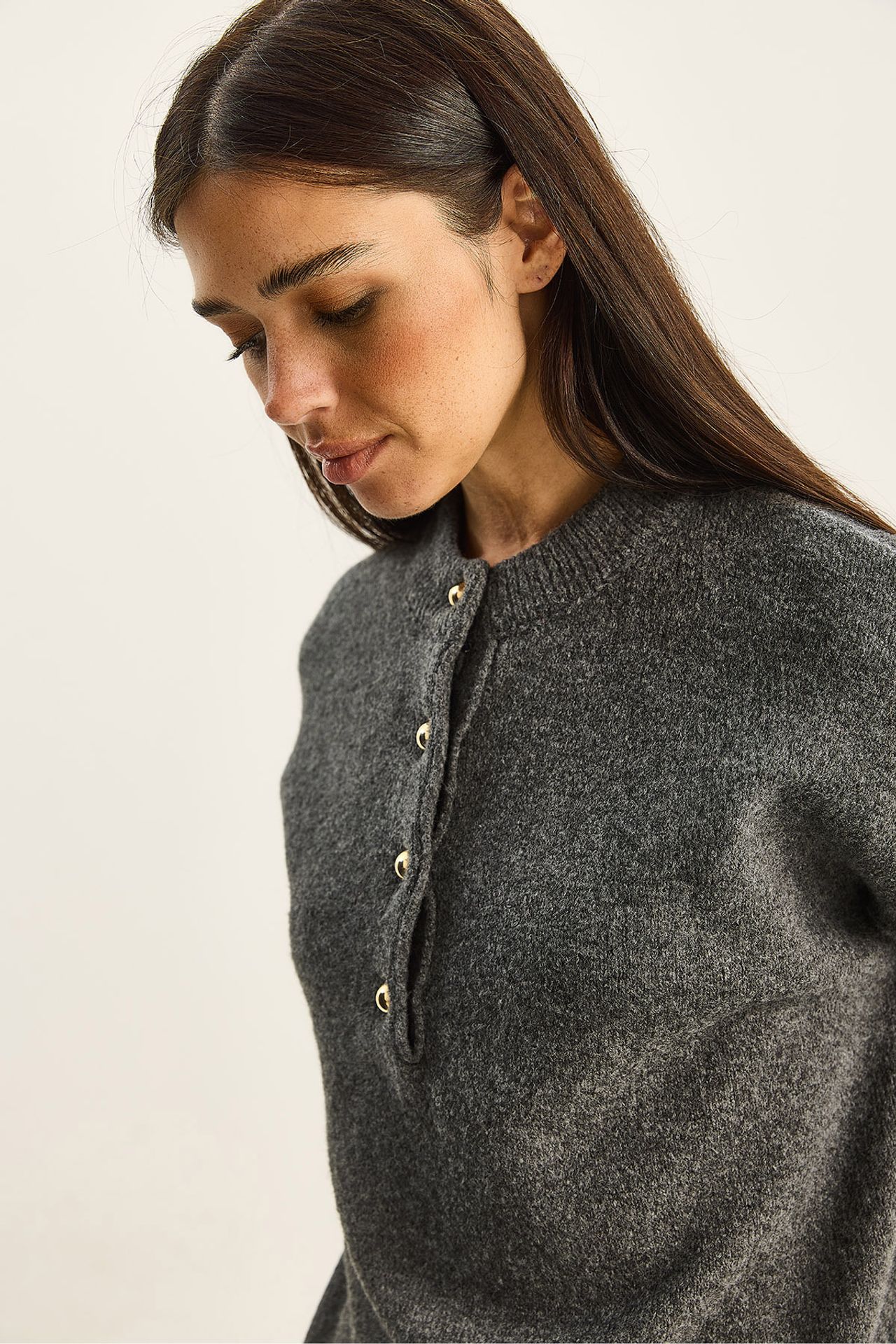 LUCCI Button Collar Knit Sweater 5