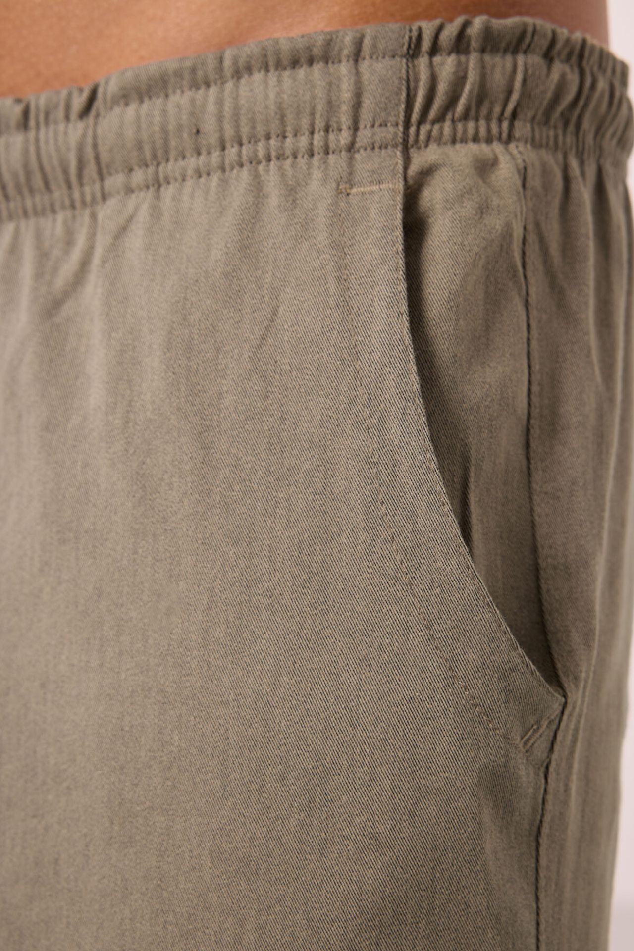 TOMMY Men's Straight-leg Gabardine Chinos 4